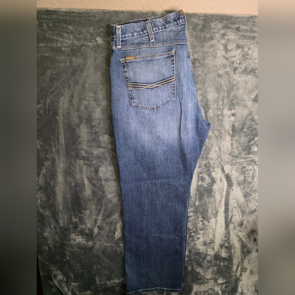 M4 Legacy Stretch JeanStyle No. 10022674Mid riseClassic 19" boot cut leg opening - Picture 11 of 14